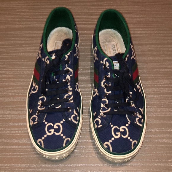 Autentic Gucci Sneakers - Picture 1 of 5